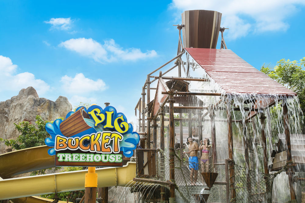 Resorts World Sentosa - Hotel Singapore Exterior photo Big Bucket Treehouse